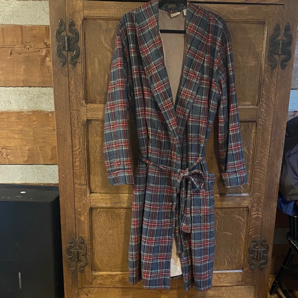 EUC LL Bean Men’s Scotch Plaid Sherpa-Lined Robe in Grey Stewart, Sz XL
